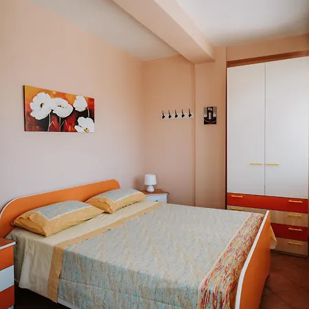 Apartment Petite Maison